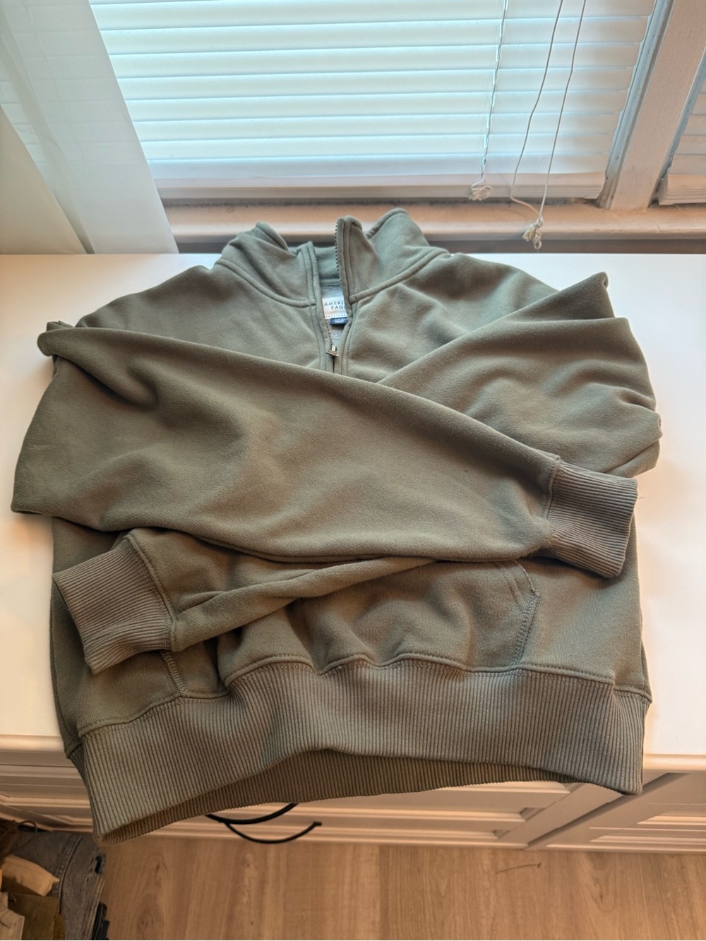 American Eagle Crop Sweatshirt